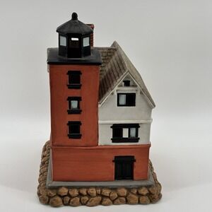 Geo Z Lefton Historic American Lighthouse Round Island MI 1996 Working W/Light